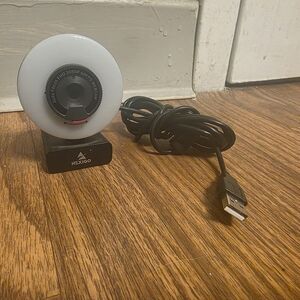 NexiGo N960E 1080P 60FPS Webcam with Ring Light, Autofocus & Privacy Cover